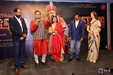 TSR Felicitates Gautamiputra Satakarni Team